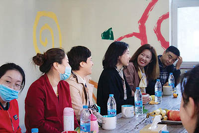 Tianjin orphanage team meets with PHF