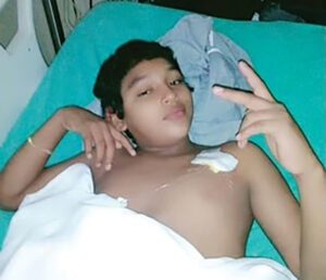 12-year-old Mexican boy diaganosed with lymphoma in hospital bed